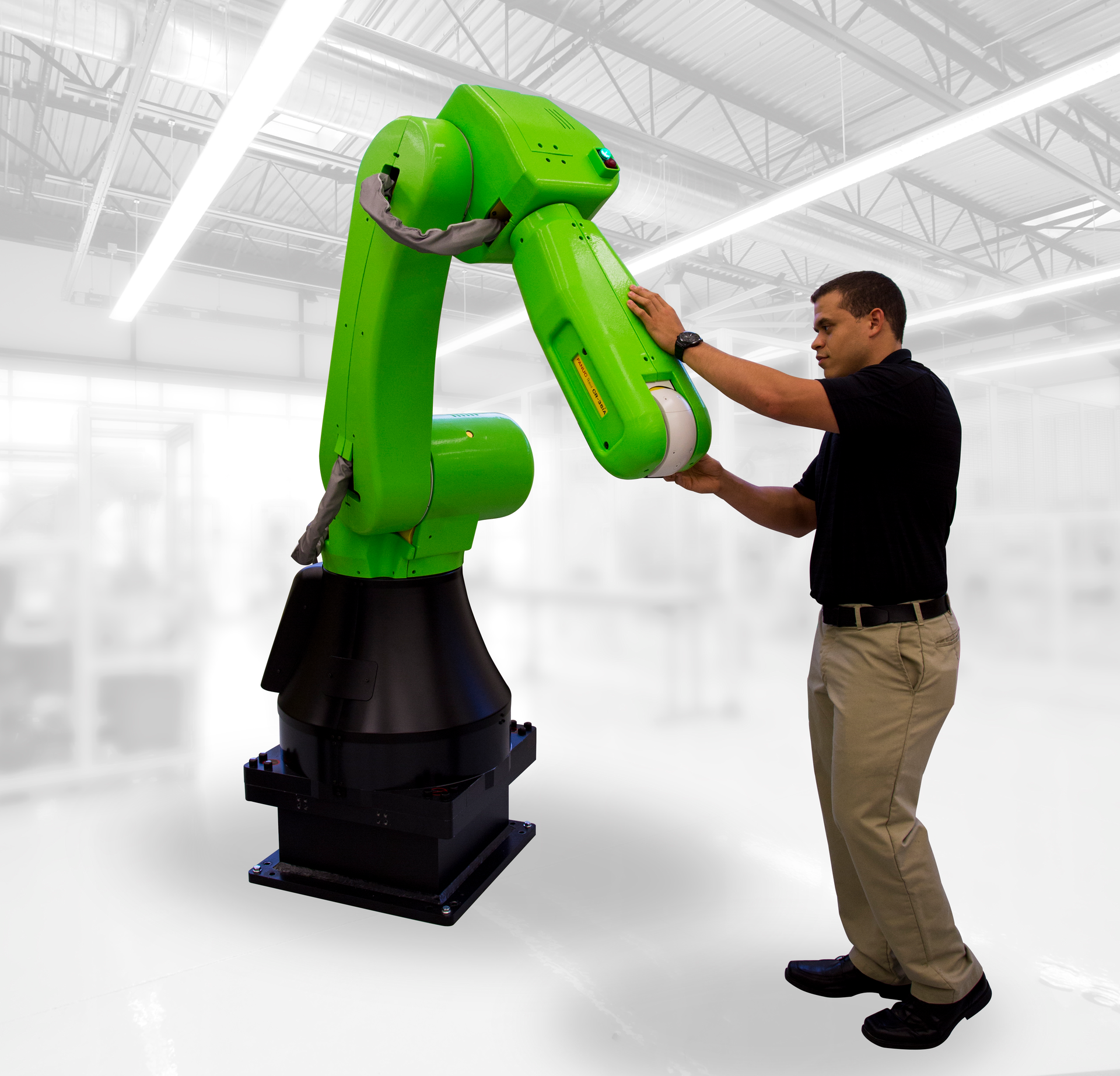 The CR-35iA cobot features the industry&rsquo;s first 35 kg payload that can work with humans in a shared workspace without safety fences.