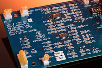 SpeedMask 9-7001 is a light-curable maskant from Dymax designed for protecting connectors and board-level areas.