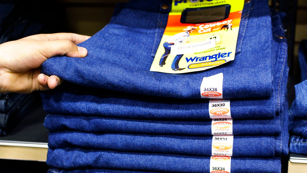 lee and wrangler jeans