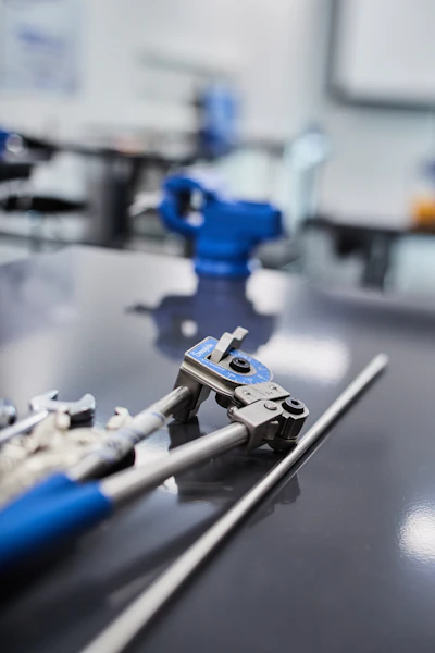 Figure 4. A hand tube bender helps installers accurately and efficiently make bends in tubing at any angle.