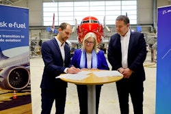Boeing and Norsk e-Fuel sign a strategic partnership agreement to accelerate the production and availability of sustainable aviation fuel (SAF) in the Nordics and globally. From left to right: Karl Hauptmeier, CEO, Norsk e-Fuel; Maria Laine, President of Boeing in the United Kingdom, Ireland and Nordics; Lars Bjørn Larsen, CCO, Norsk e-Fuel.