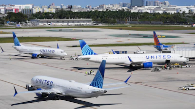 United Airlines aircraft move from the gate at Fort Lauderdale-Hollywood International Airport, Thursday, Nov. 13, 2025, in Fort Lauderdale, Fla.