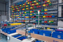 Siemens' Simatic Robot Pick AI, a pre-trained, deep learning-based vision software, uses Universal Robots to perform tasks previously limited to manual intervention. Here is the solution in action for intralogistics technology company Mecalux.